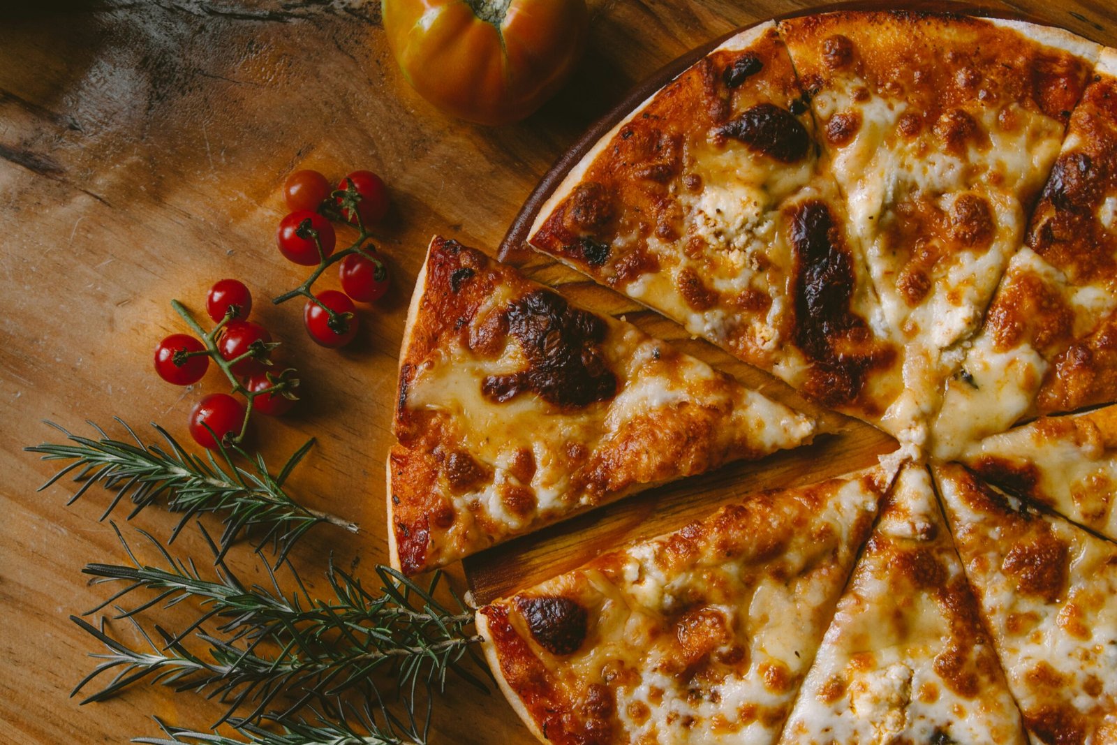 Wood fired sourdough pizza like the ones served at Si Nonna's in Pune